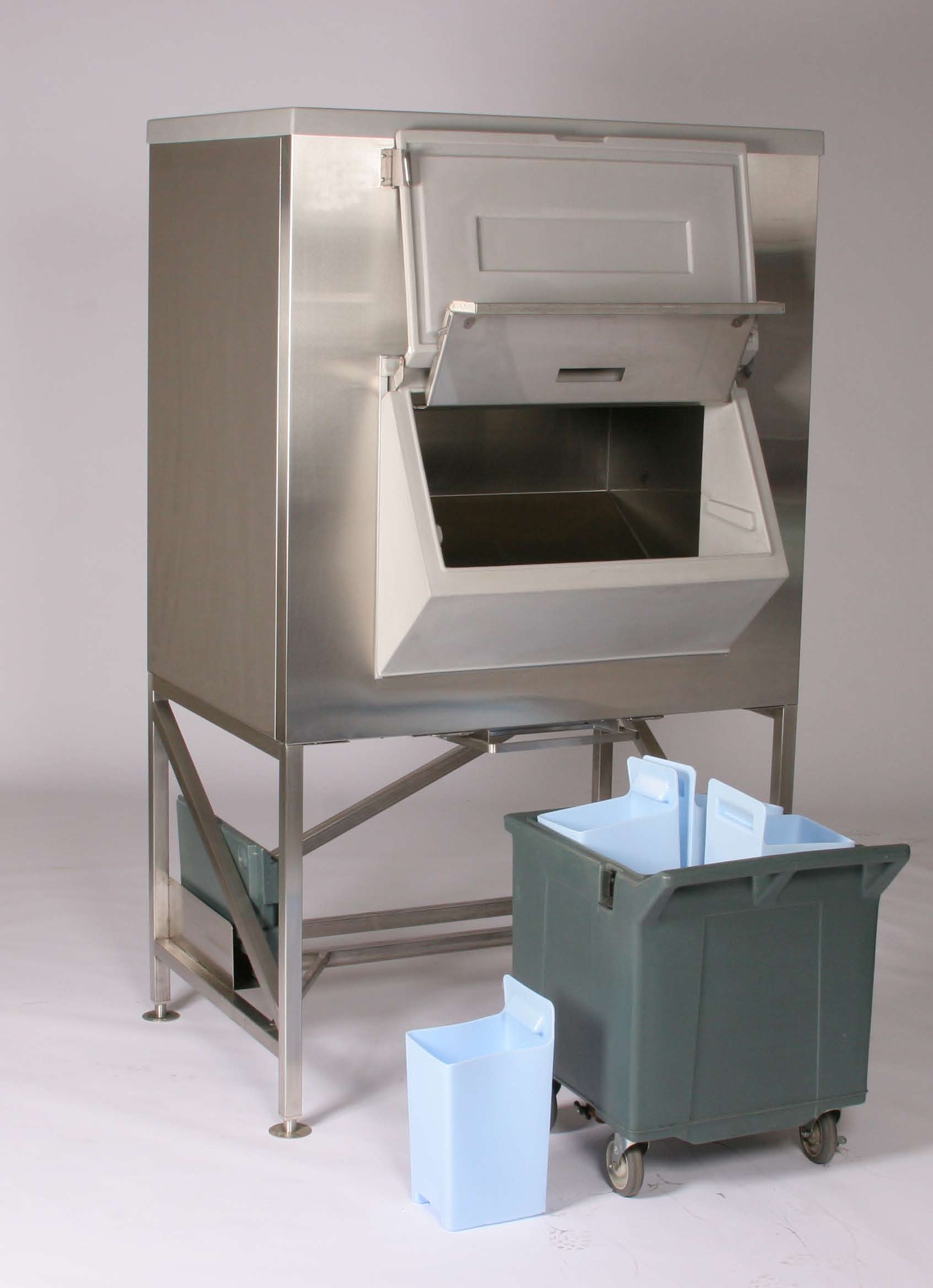 Kloppenberg IFS1000250 Ice Fill Station, 1161 lb Bin Capacity